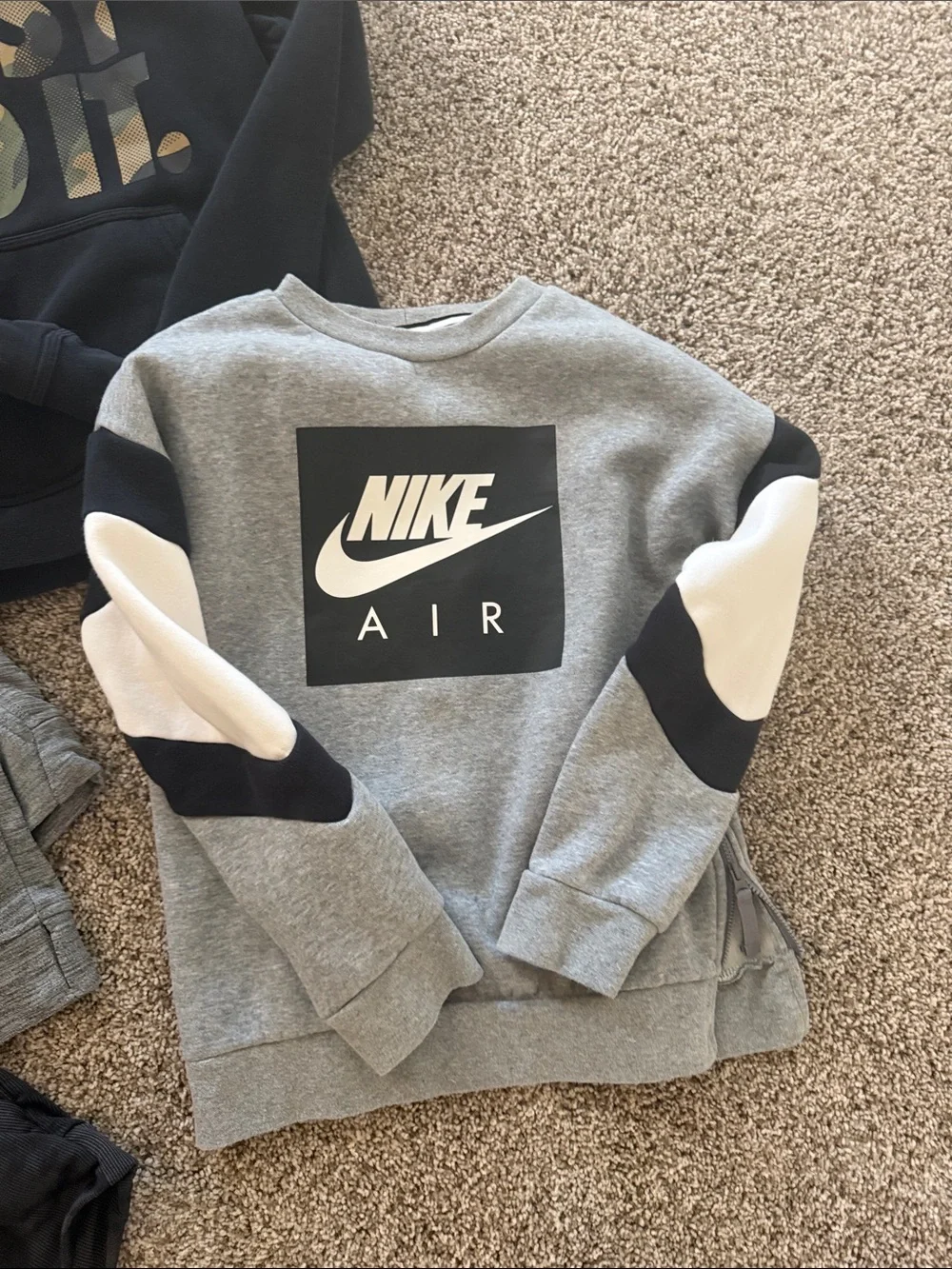 Nike kids black